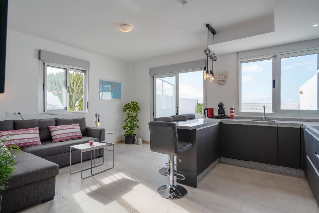 Luxurious Apartment With Large Terrace And Sea Views Tabaiba Exteriör bild